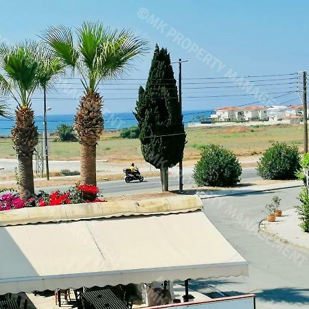 Lysia Sea-View Apartment Larnaca Eksteriør billede